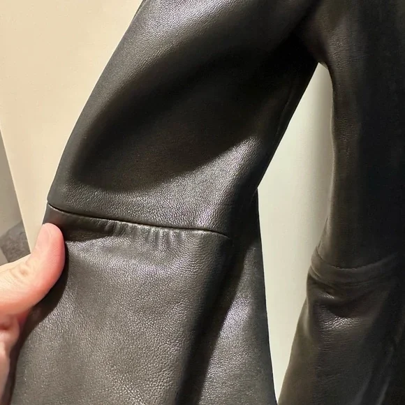 AVANTI Black Leather Women's Jacket - Picture 13 of 15